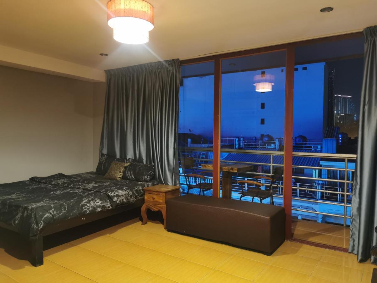 Sovanphum Guesthouse And Restaurant Phnom Penh Esterno foto
